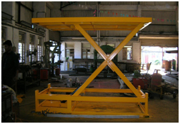 SCISSORS LIFT PLATFORM